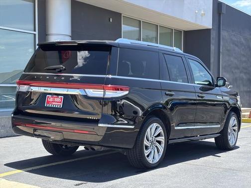 2022 Lincoln Navigator Reserve