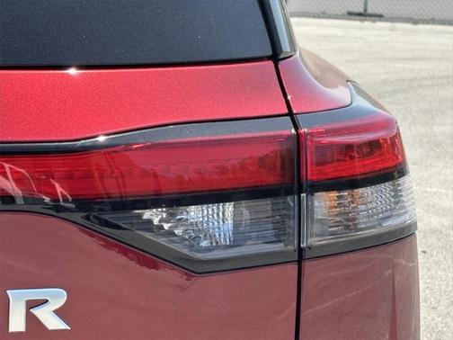 2025 Nissan Pathfinder Platinum FWD