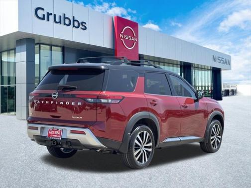 2025 Nissan Pathfinder Platinum FWD
