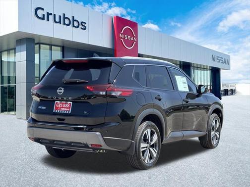 2025 Nissan Rogue SL