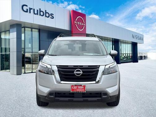 2025 Nissan Pathfinder SV FWD