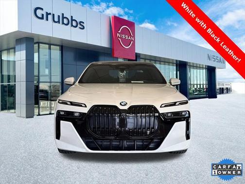 2023 BMW 740 i