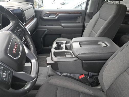 2022 GMC Sierra 1500 SLE