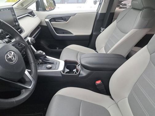 2020 Toyota RAV4 Hybrid Limited