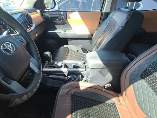 2020 Toyota Tacoma SR5