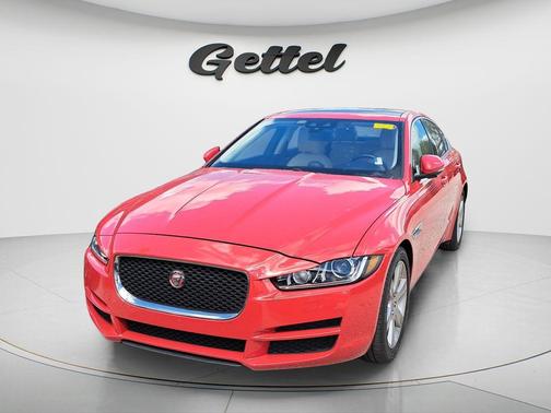 2018 Jaguar XE 25t Premium