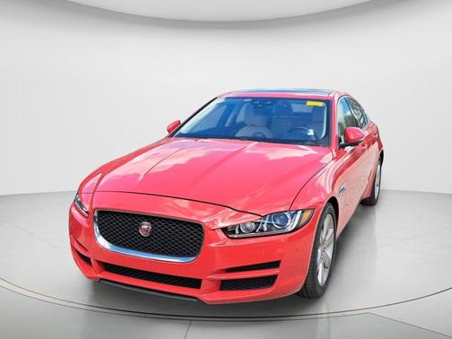 2018 Jaguar XE 25t Premium