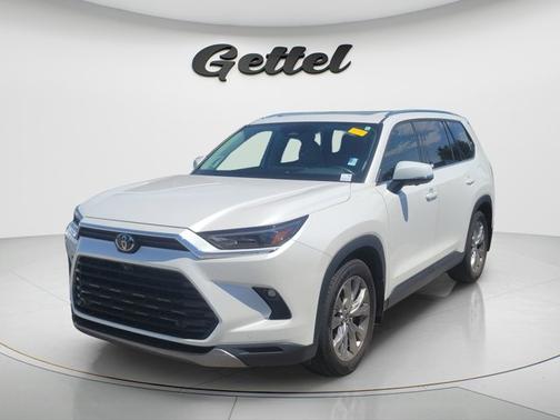 Pearl 2024 Toyota Grand Highlander LIMITED