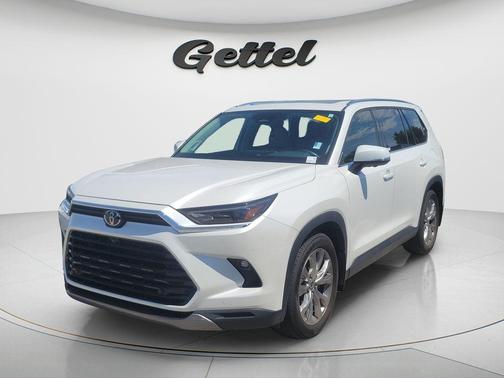 Pearl 2024 Toyota Grand Highlander LIMITED