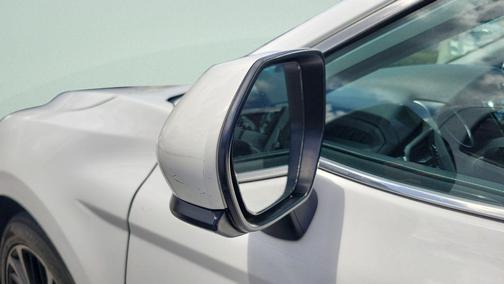 Super White 2019 Toyota Camry SE