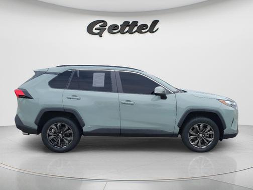 2023 Toyota RAV4 Hybrid XLE Premium
