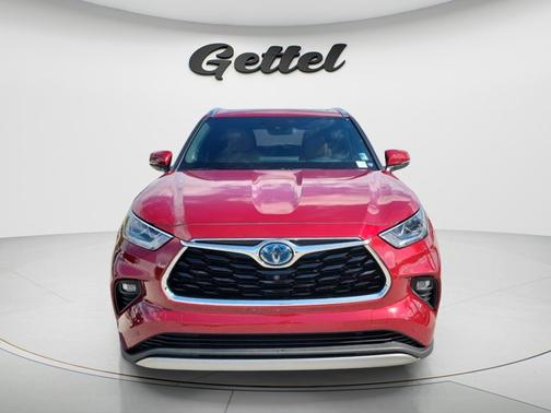 Pearl 2021 Toyota Highlander Hybrid Platinum