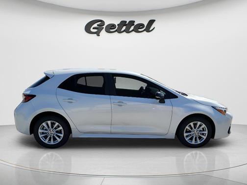 Desert Wind 2026 Toyota Corolla Hatchback SE