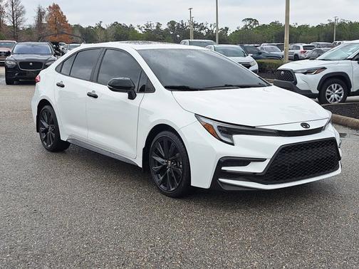 2024 Toyota Corolla SE