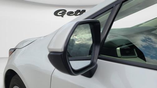 Pearl 2024 Toyota Corolla Hybrid LE