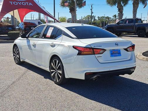 2020 Nissan Altima 2.5 SR