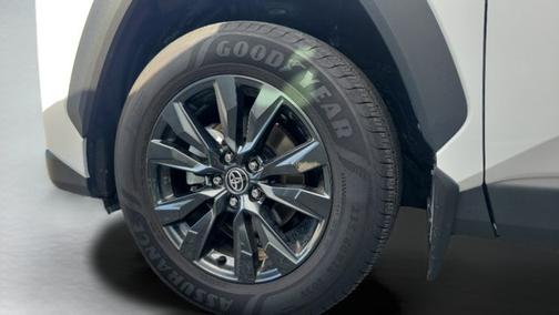Ice 2026 Toyota RAV4 XLE Premium