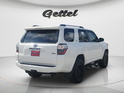 Ice 2023 Toyota 4Runner SR5