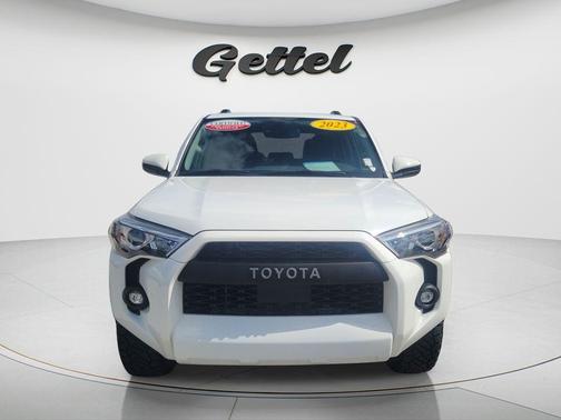 Ice 2023 Toyota 4Runner SR5