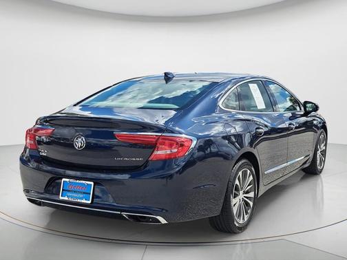 2017 Buick LaCrosse Essence