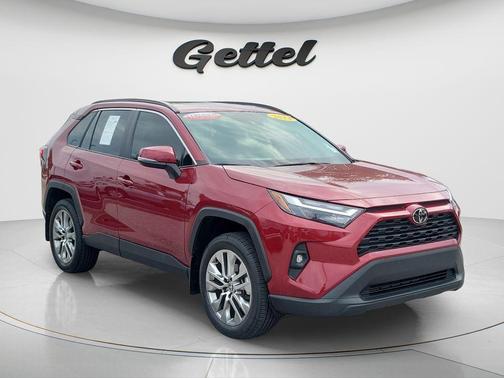 Pearl 2024 Toyota RAV4 XLE Premium