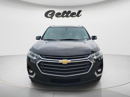 Black Metallic 2021 Chevrolet Traverse LT Cloth