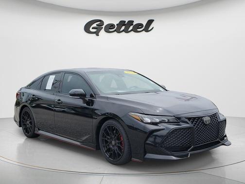 Midnight Black Metallic 2020 Toyota Avalon TRD