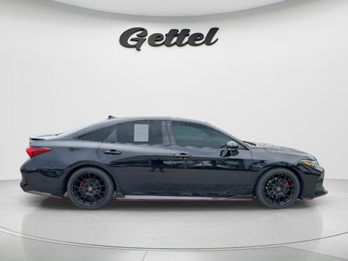 Midnight Black Metallic 2020 Toyota Avalon TRD