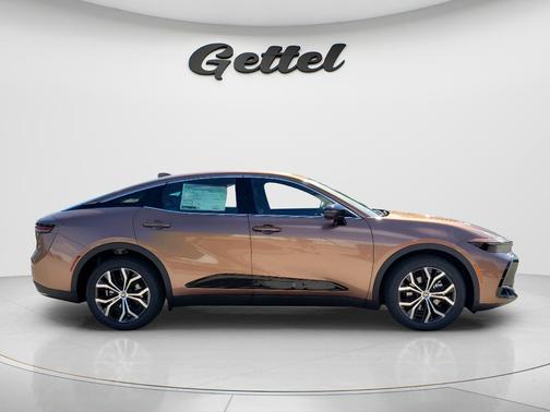 Bronze 2026 Toyota Crown XLE