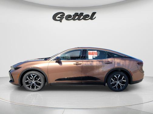 Bronze 2026 Toyota Crown XLE