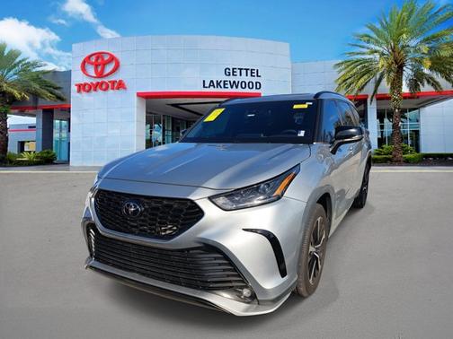 2022 Toyota Highlander XSE