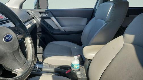 Satin White Pearl 2014 Subaru Forester 2.5i Touring