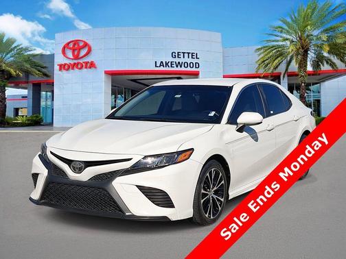 2018 Toyota Camry SE