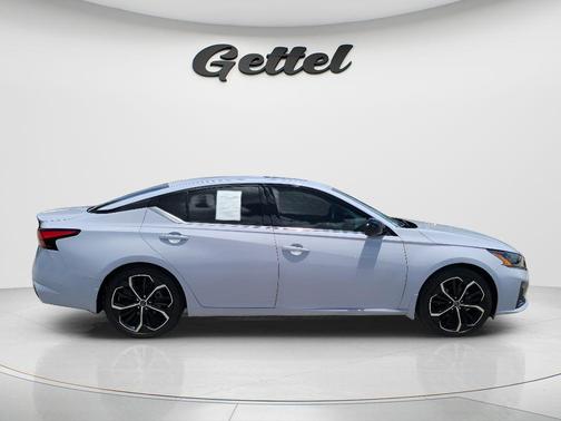 Gray Sky Pearl 2024 Nissan Altima 2.5 SR
