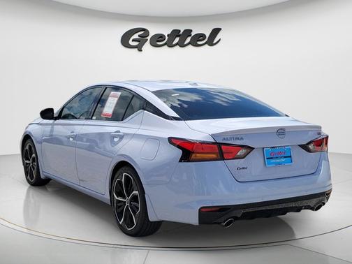 Gray Sky Pearl 2024 Nissan Altima 2.5 SR