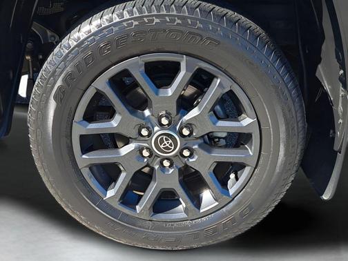 2023 Toyota Tundra Platinum