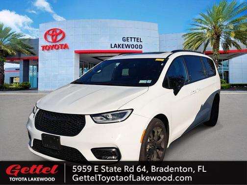 2025 Chrysler Pacifica Limited