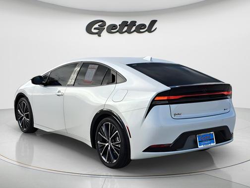 2023 Toyota Prius XLE