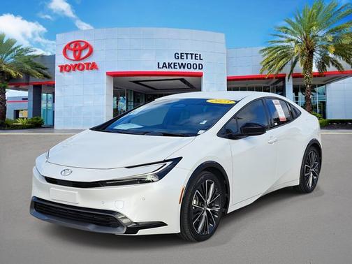 2023 Toyota Prius XLE