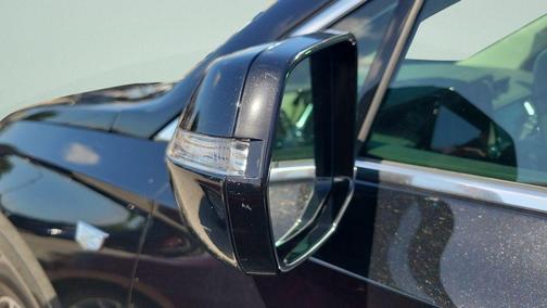 Black Metallic 2020 Cadillac XT6 Premium Luxury FWD