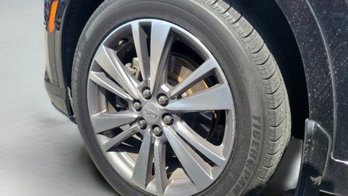Black Metallic 2020 Cadillac XT6 Premium Luxury FWD