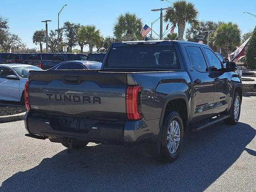 2024 Toyota Tundra SR5