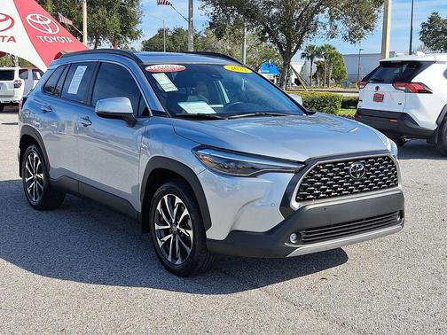 2022 Toyota Corolla Cross XLE