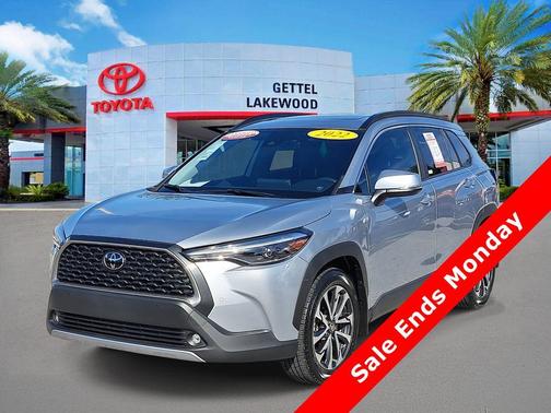 2022 Toyota Corolla Cross XLE
