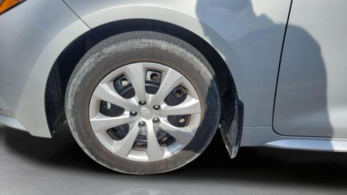 Classic Silver Metallic 2025 Toyota Corolla LE