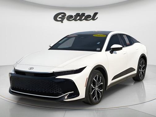 2023 Toyota Crown XLE