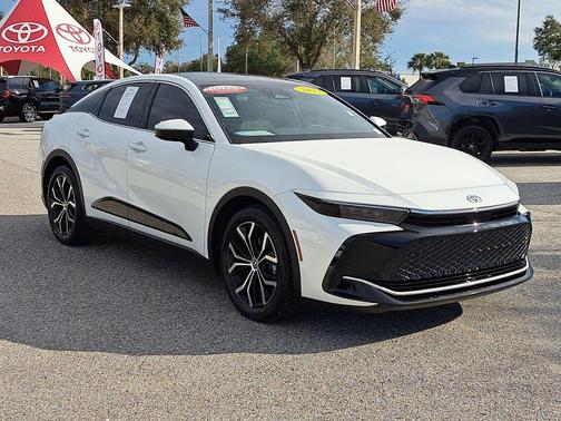 2023 Toyota Crown XLE