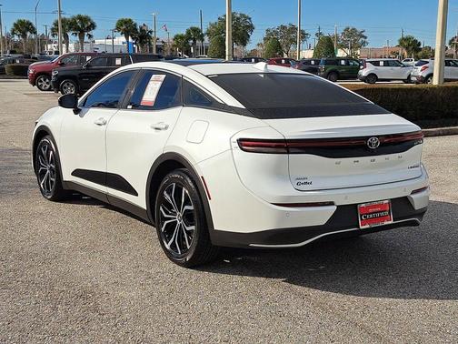 2023 Toyota Crown XLE