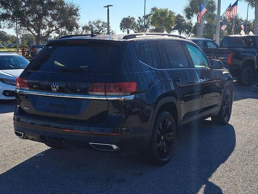 2022 Volkswagen Atlas 3.6L SE w/Technology
