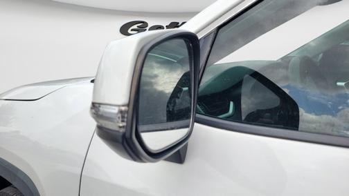 Super White 2020 Toyota RAV4 XLE